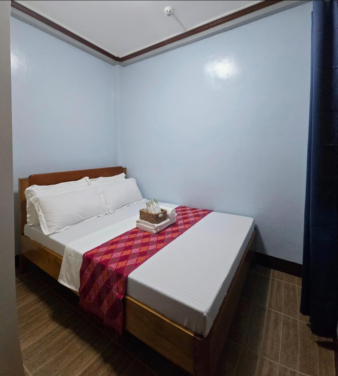 Nober Apartments Puerto Princesa Екстер'єр фото
